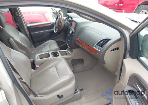 2013 Chrysler Town & Country Limited z USA, uszkodzony, nr VIN 2C4RC1GG3DR509146